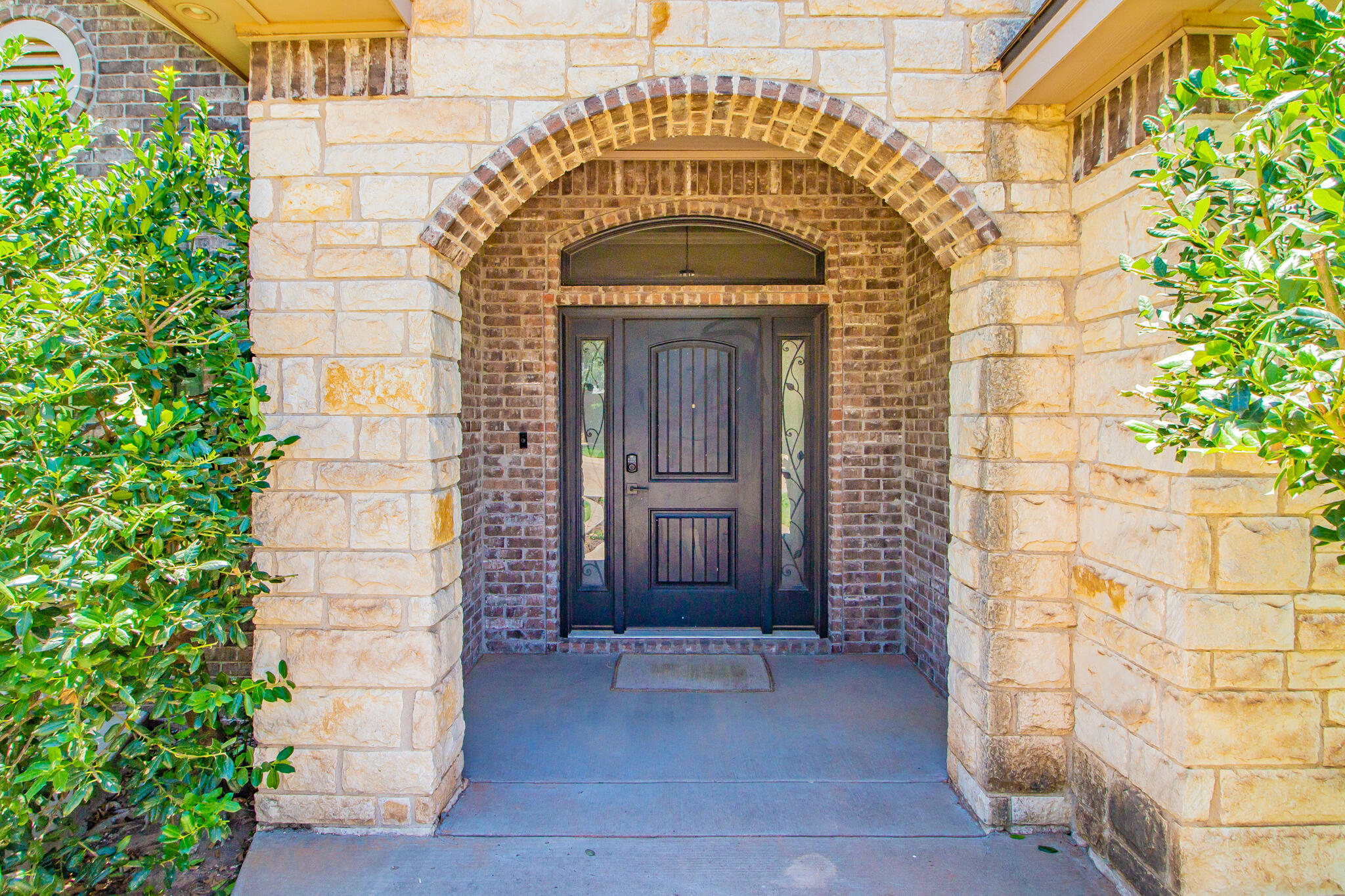 6103 95th Street Lubbock, TX 79424 - Photo 3 of 31 IMG_9506