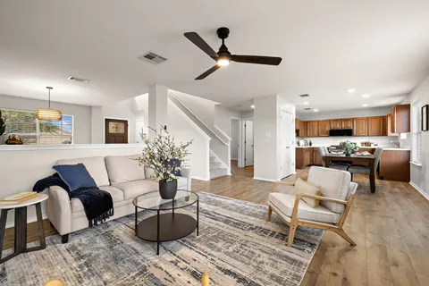 $310,000 | 214 Brown Street, Hutto, TX 78634
