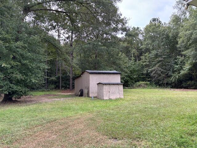 425 Honeysuckle Lane St. Stephen, SC 29479 - Photo 15 of 15 backyard