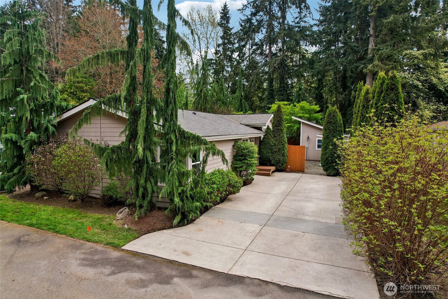 3308 206th Place Southeast Bothell, WA 98012 - Photo 32 of 37