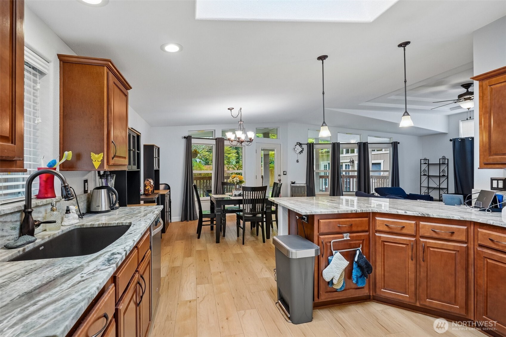 3308 206th Place Southeast Bothell, WA 98012 - Photo 10 of 37