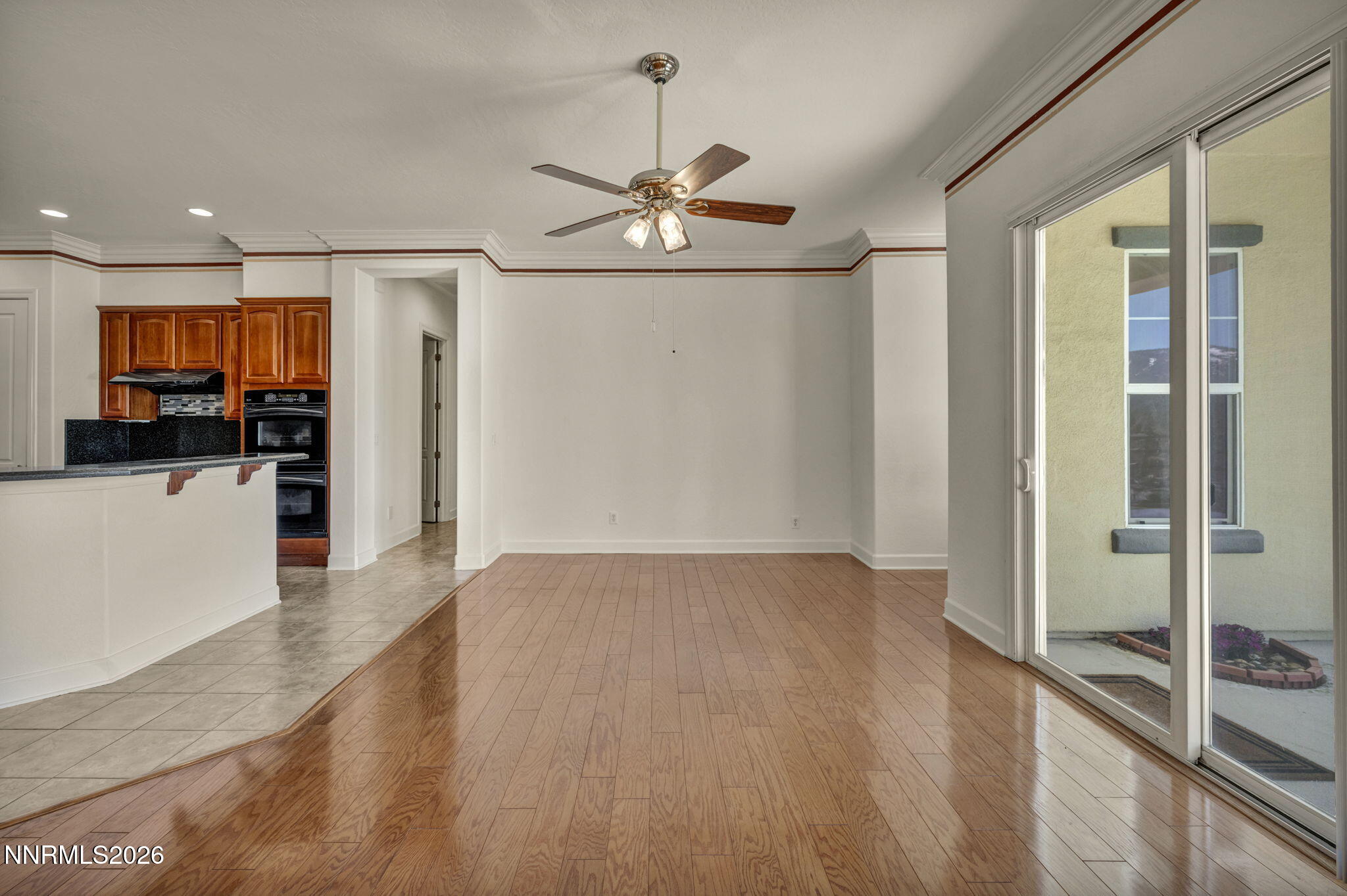 9160 Mount Pleasant Drive Reno, NV 89523 - Photo 16 of 36 Livingroom3