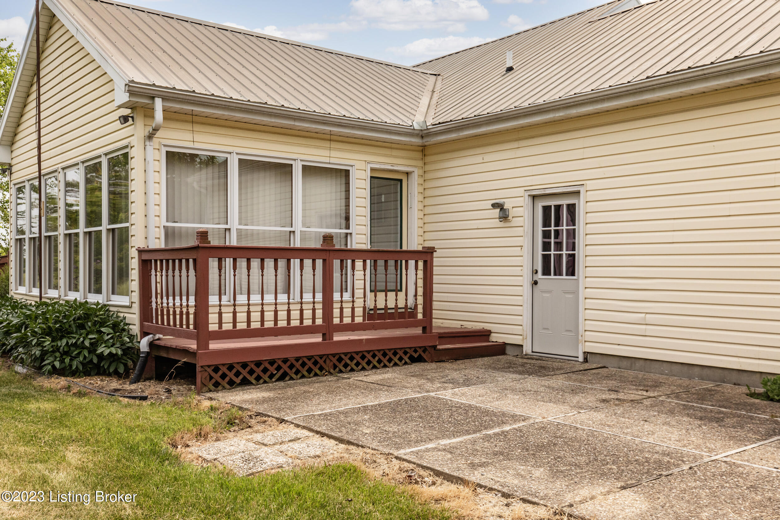 2024 Jackson Road Eminence, KY 40019 - Photo 32 of 41 32-rear patio