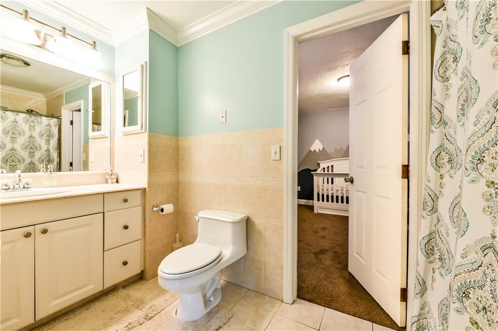 1064 Freedom Crider Road Freedom, PA 15042 - Photo 18 of 25 2nd floor Jack and Jill Bath