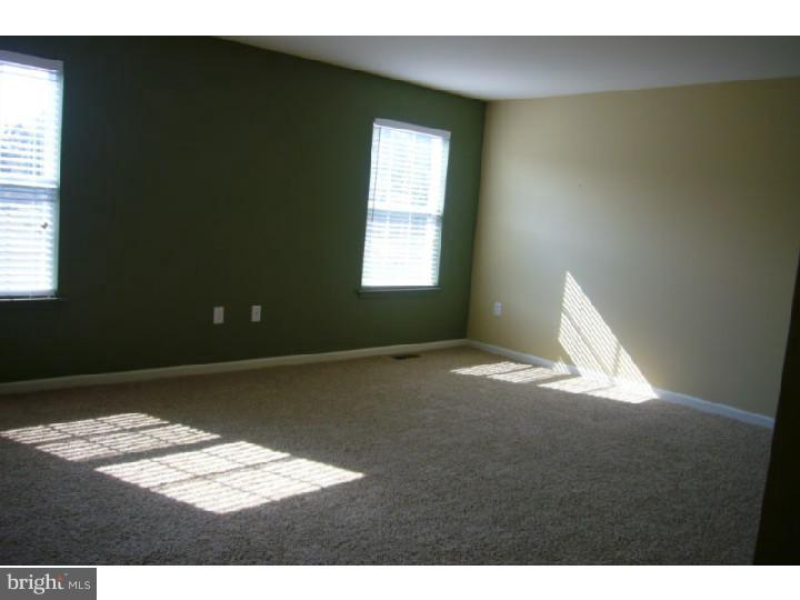 233 Longview Drive Sinking Spring, PA 19608 - Photo 9 of 22