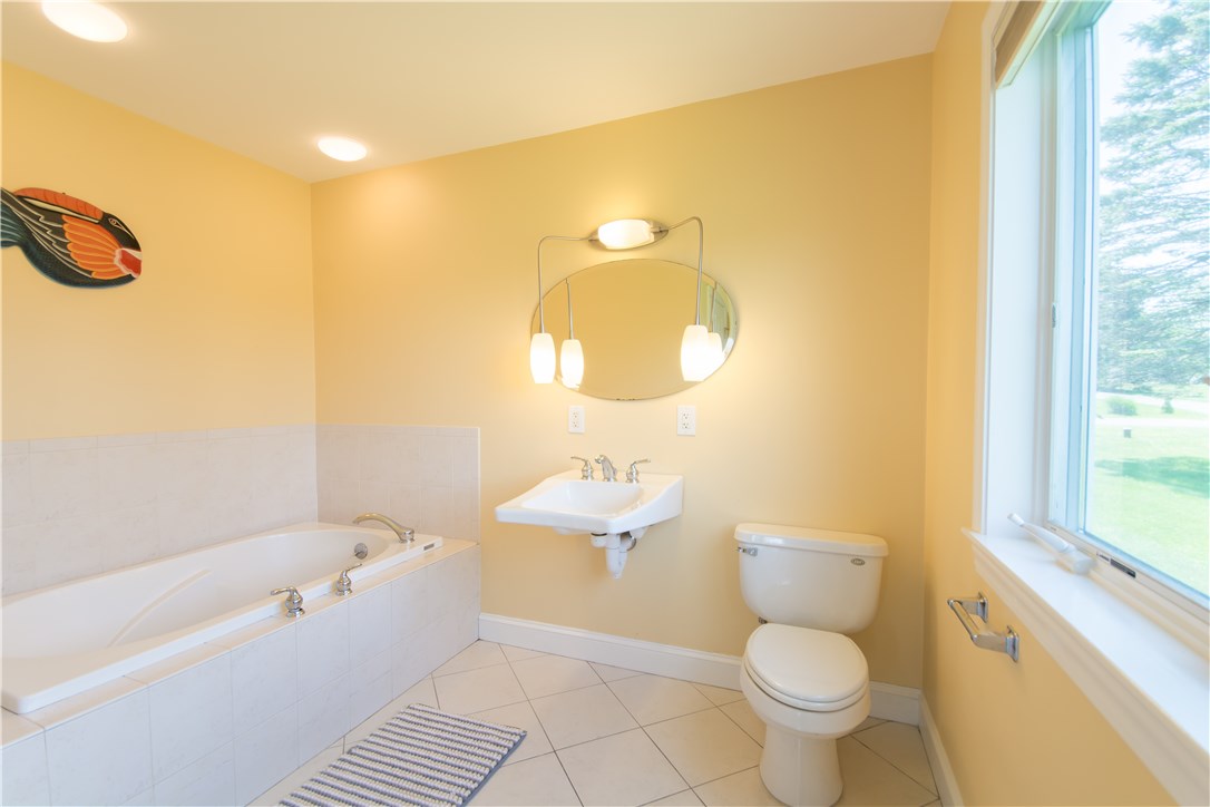40 Indian Road Little Compton, RI 02837 - Photo 23 of 40
