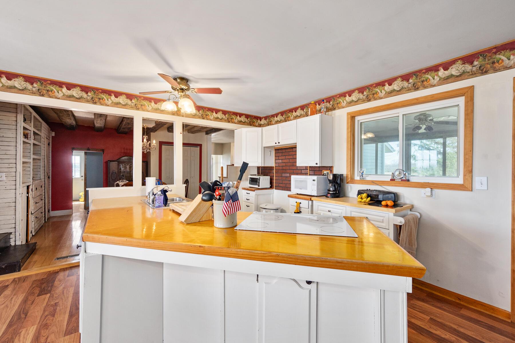 5156 River Road Radnor, OH 43066 - Photo 30 of 54 Kitchen