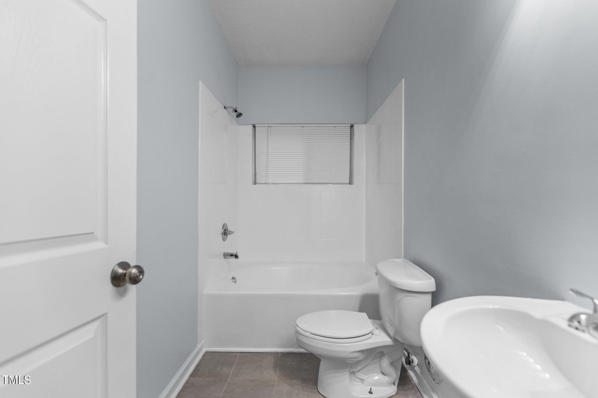 6011 Winterpointe Lane, Unit 101 Raleigh, NC 27606 - Photo 17 of 24 13-web-or-mls-IMGL5794