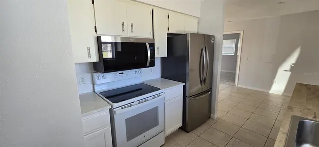 $1,875 | 6974 Spinnaker Boulevard, Englewood, FL 34224