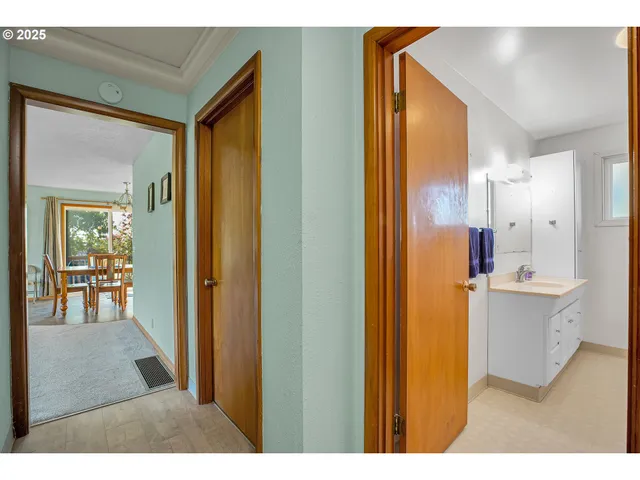 $700,000 | 10787 South Heinz Road, Canby, OR 97013