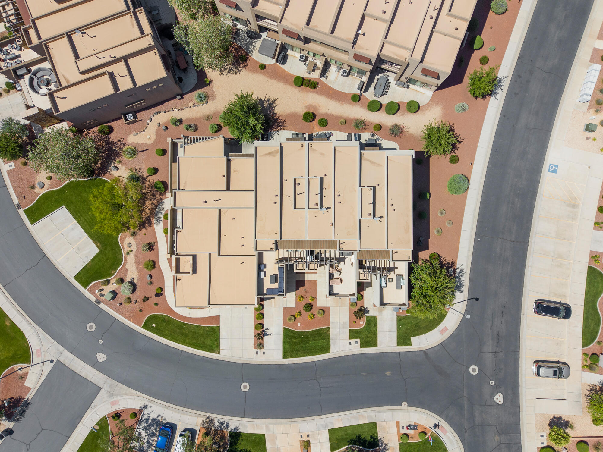1676 Escapes Drive St. George, UT 84770 - Photo 32 of 38 Aerial building