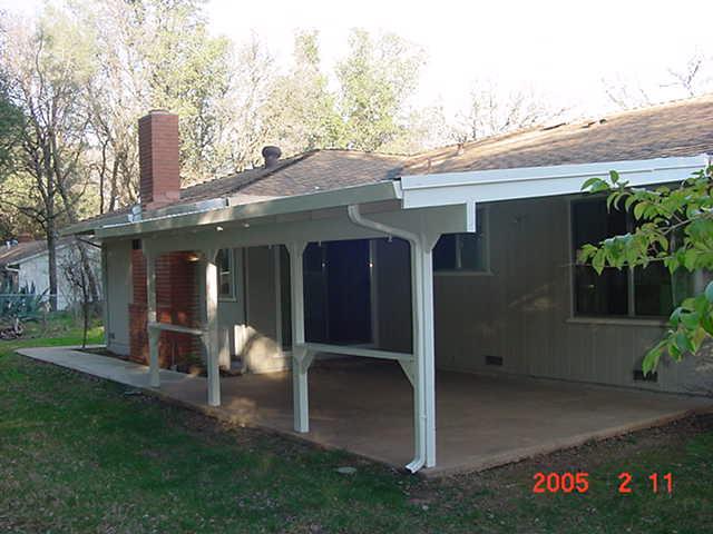 1760 Canyon Road Redding, CA 96001 - Photo 8 of 10 Back patio