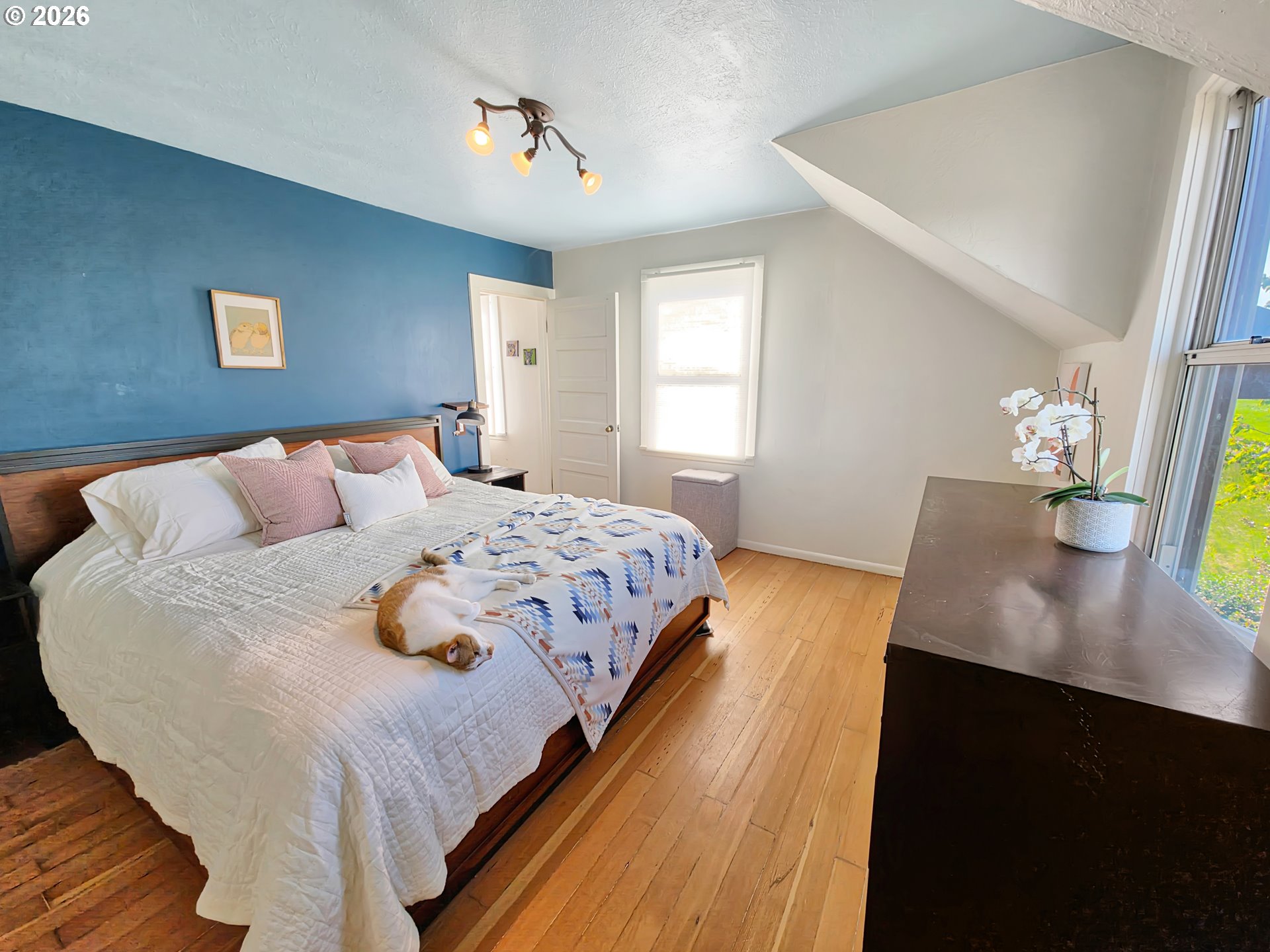 1290 Oak Villa Road Dallas, OR 97338 - Photo 13 of 46
