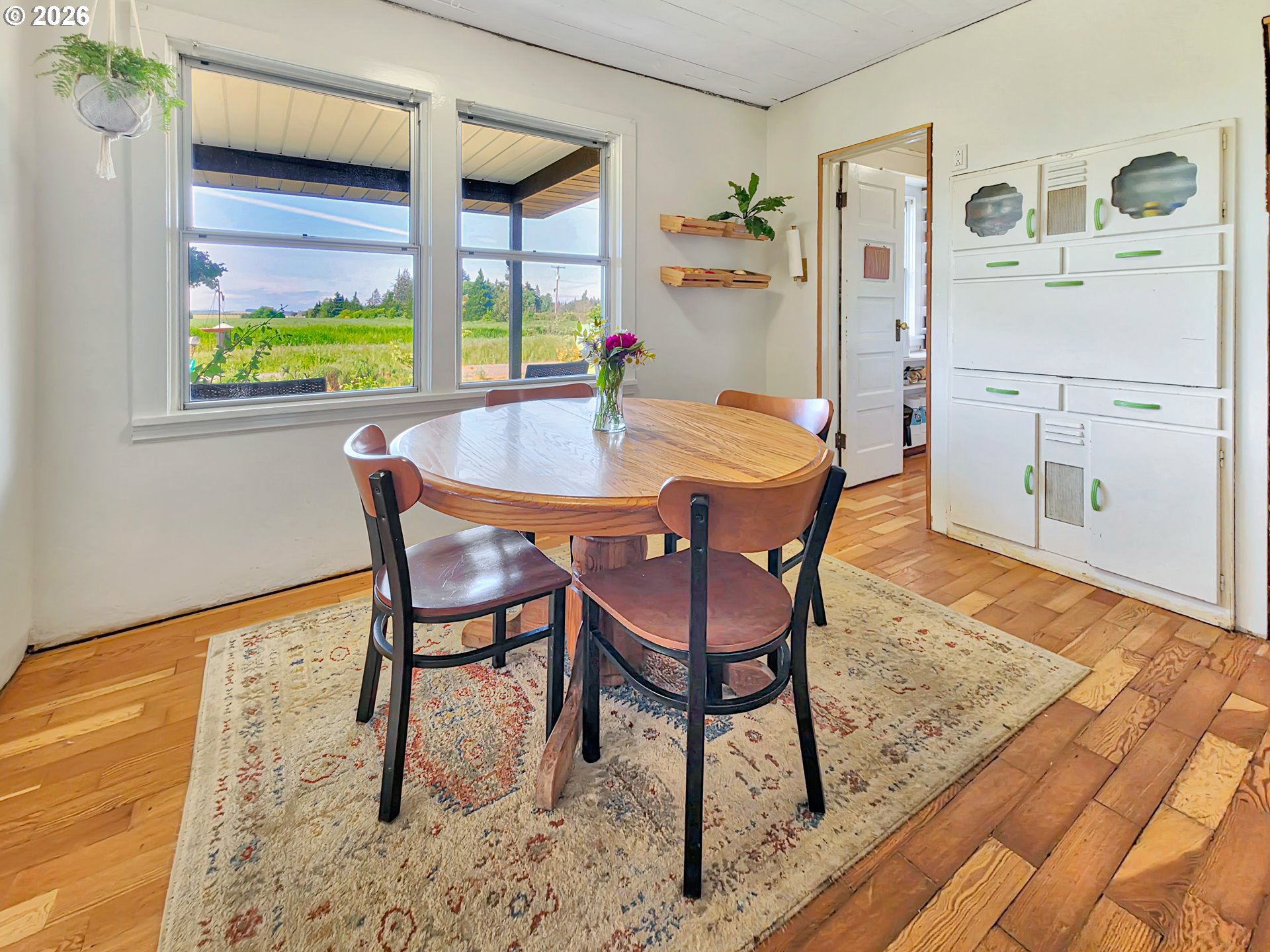 1290 Oak Villa Road Dallas, OR 97338 - Photo 8 of 46