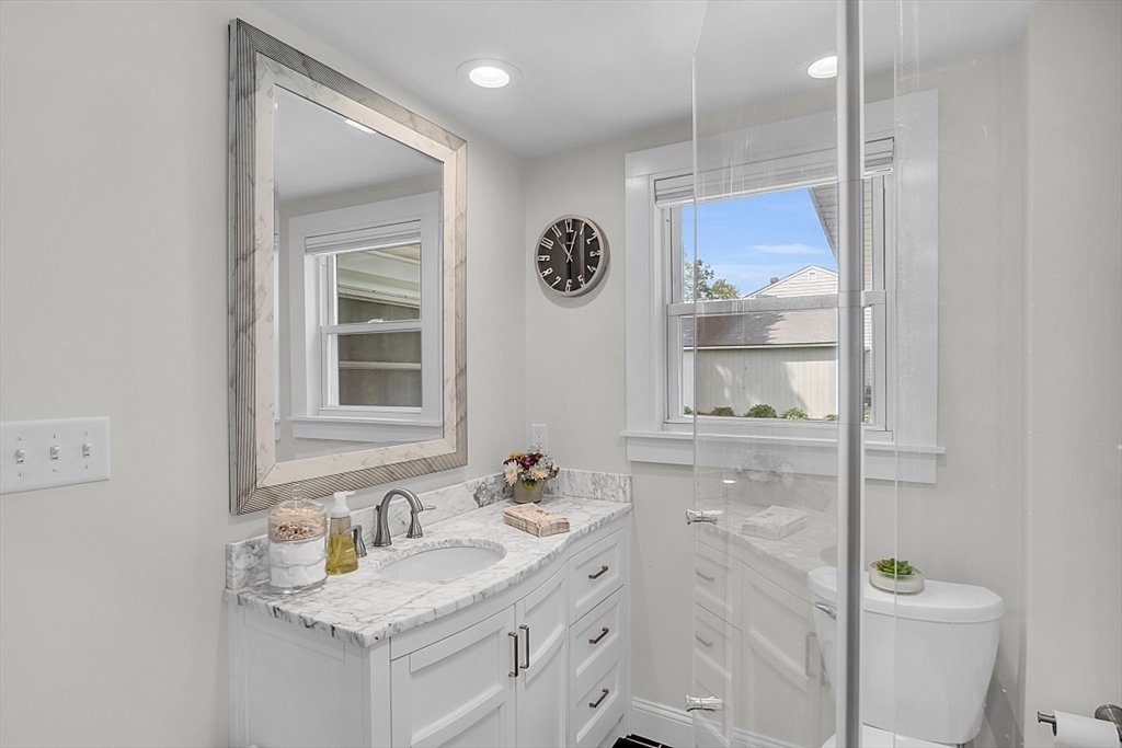299 South Road Bedford, MA 01730 - Photo 11 of 39 Gallery Image 11