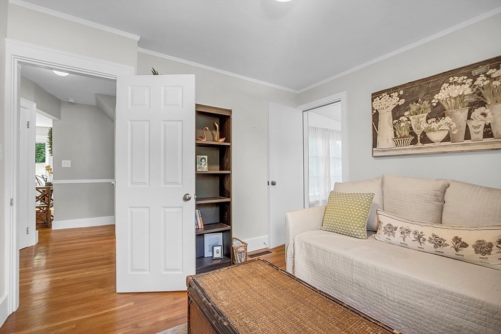 299 South Road Bedford, MA 01730 - Photo 15 of 39 Gallery Image 15