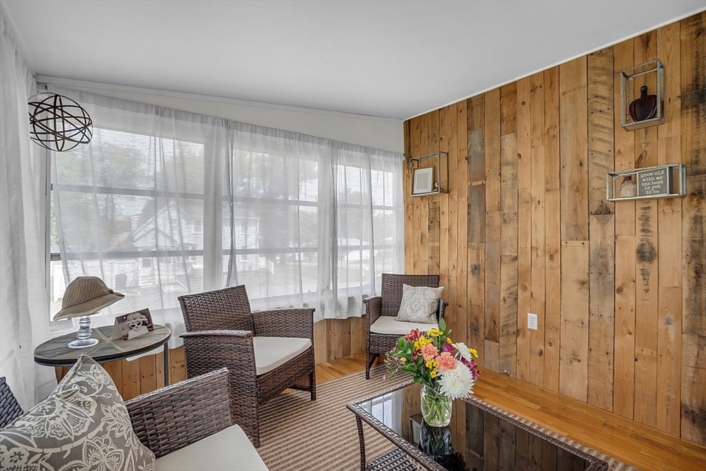 299 South Road Bedford, MA 01730 - Photo 19 of 39 Gallery Image 19