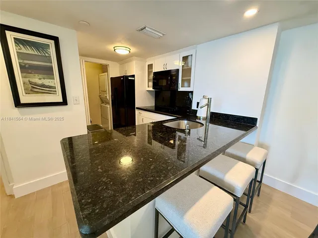 $3,900 | 770 Claughton Island Drive, Unit 1104, Miami, FL 33131