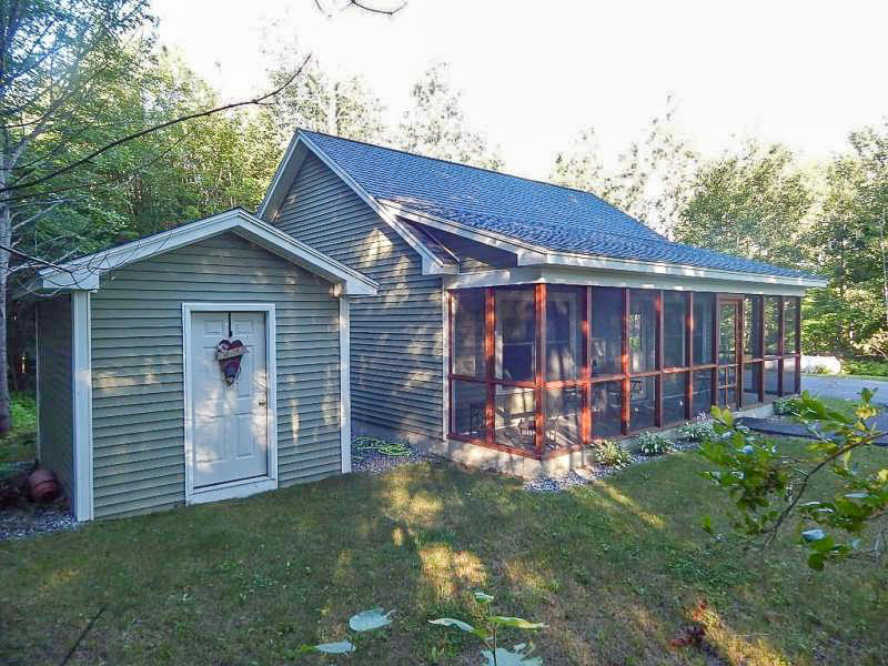 19 Berry Road Harrison, ME 04040 - Photo 16 of 20 Front