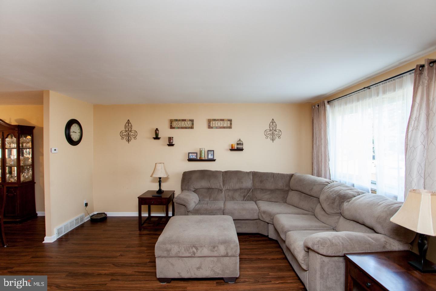 10732 East Keswick Road Philadelphia, PA 19154 - Photo 10 of 66 Gallery Image 10