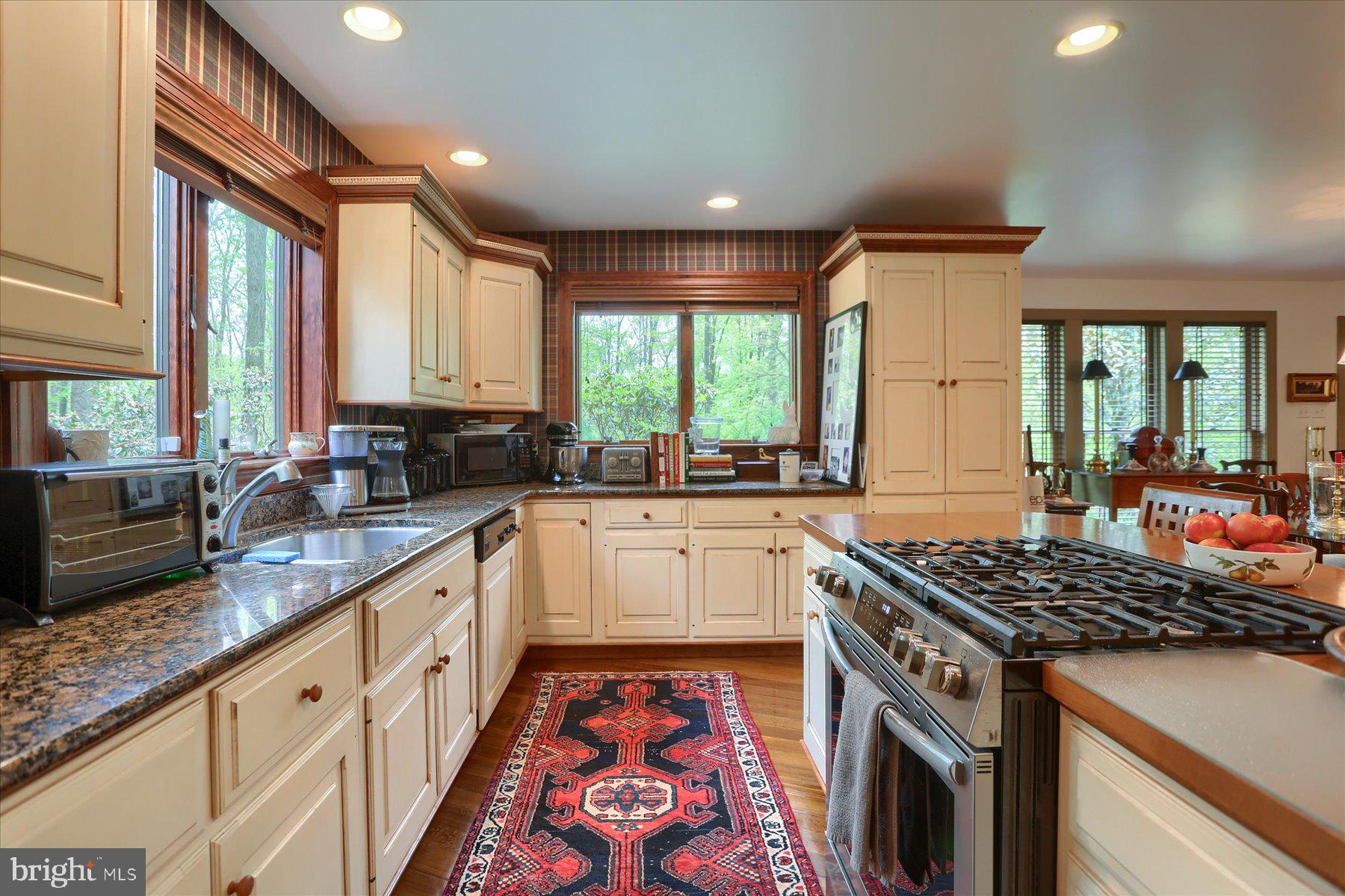 1575 Pine Grove Road Bethel, PA 19507 - Photo 14 of 55