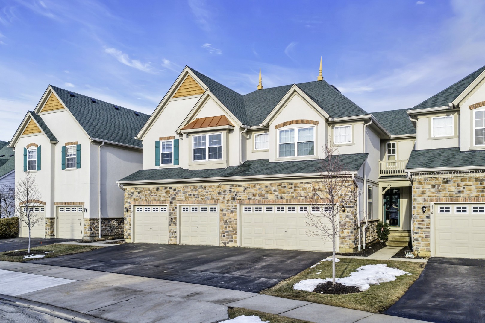 414 Bay Tree Circle Vernon Hills, IL 60061 - Photo 1 of 54