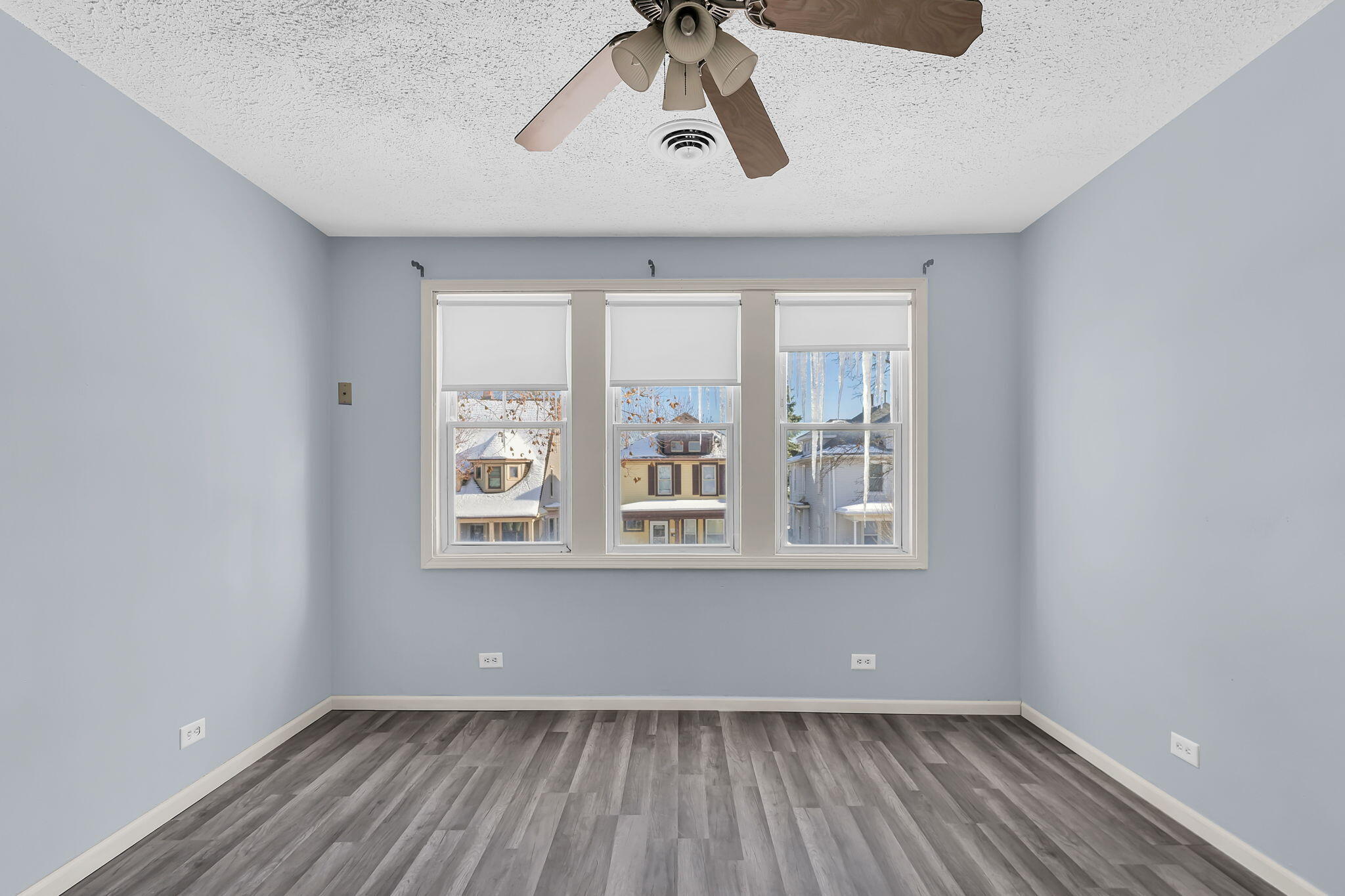 1528 Thurston Avenue Racine, WI 53405 - Photo 22 of 27 22-web-or-mls-1528 Thurston Ave Racine 2