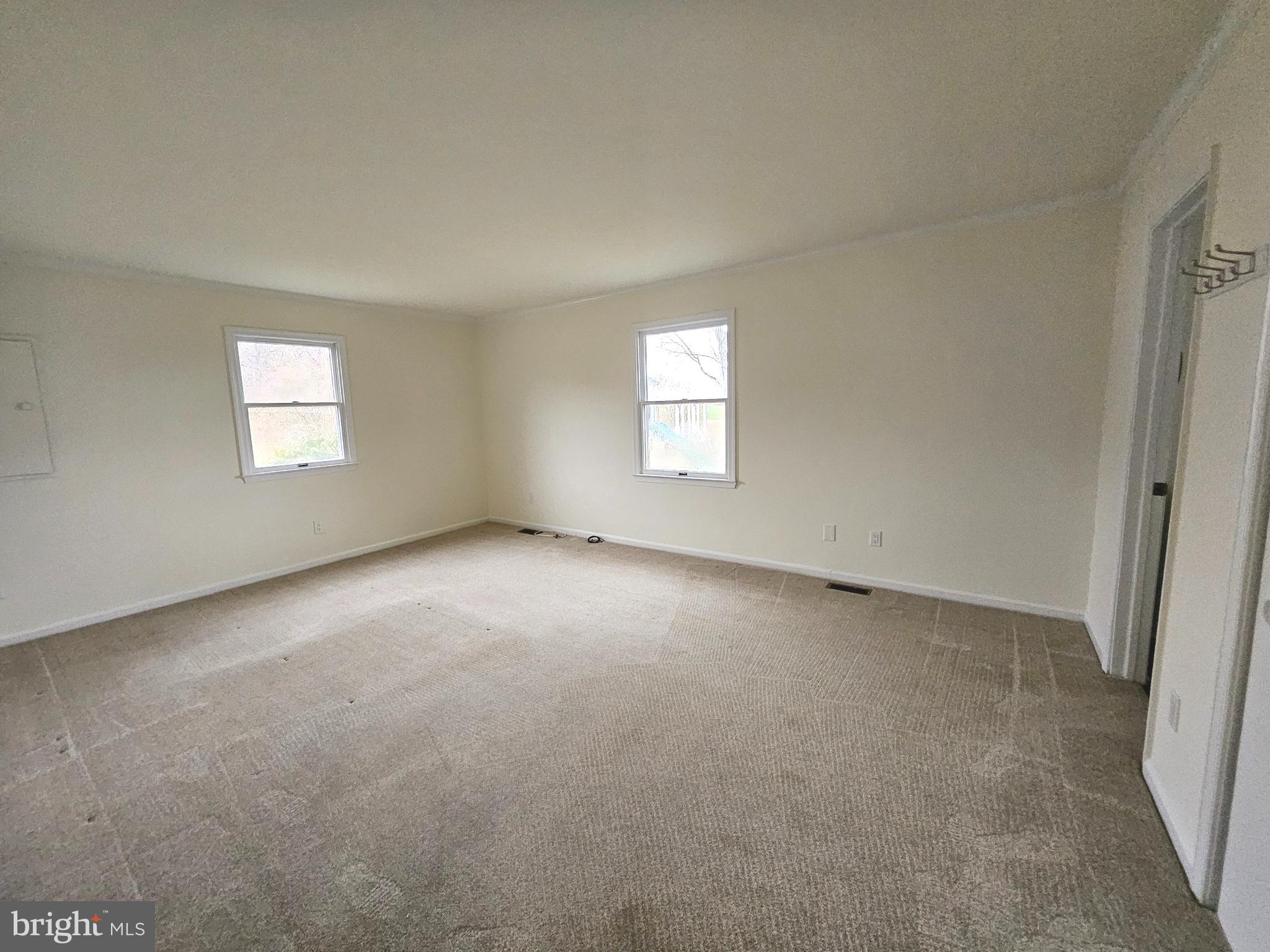 873 Skeeter Neck Road Frederica, DE 19946 - Photo 18 of 34 an empty room with windows
