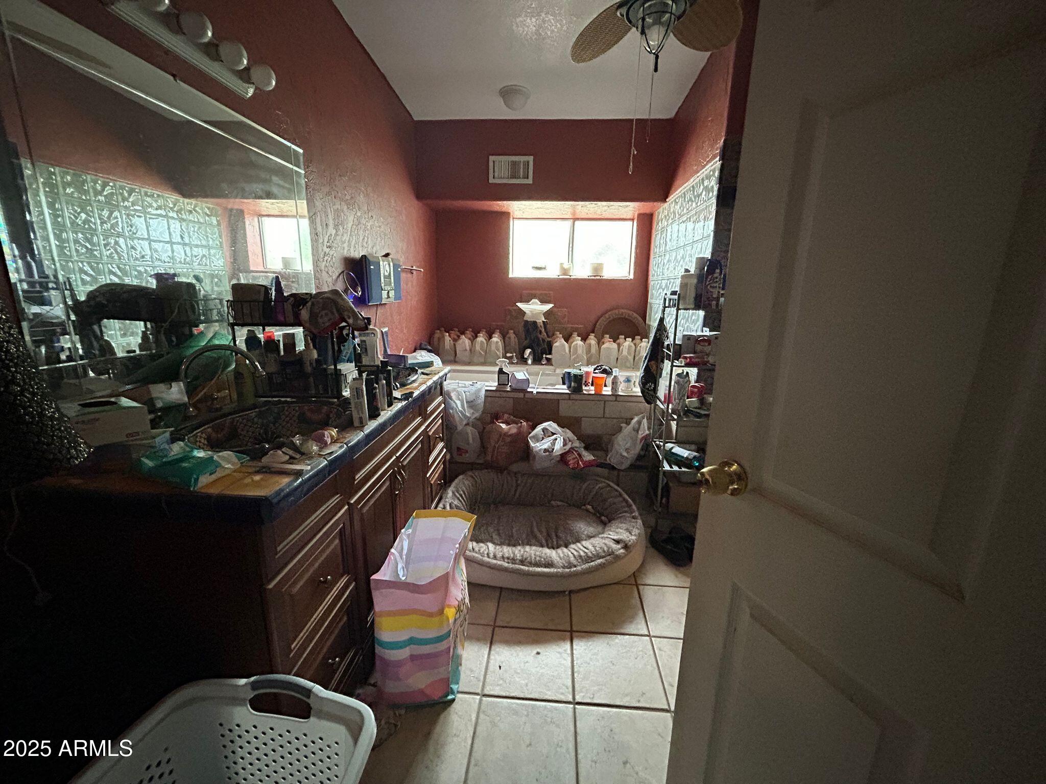 IMG-20250827-WA0988