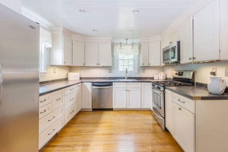 65 Peter Road Plymouth, MA 02360 - Photo 4 of 24 Gallery Image 4