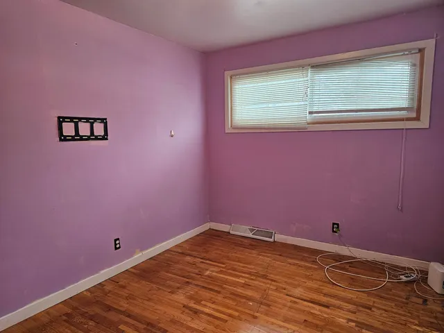 $279,900 | 3820 Mallory Avenue Southwest, Wyoming, MI 49519