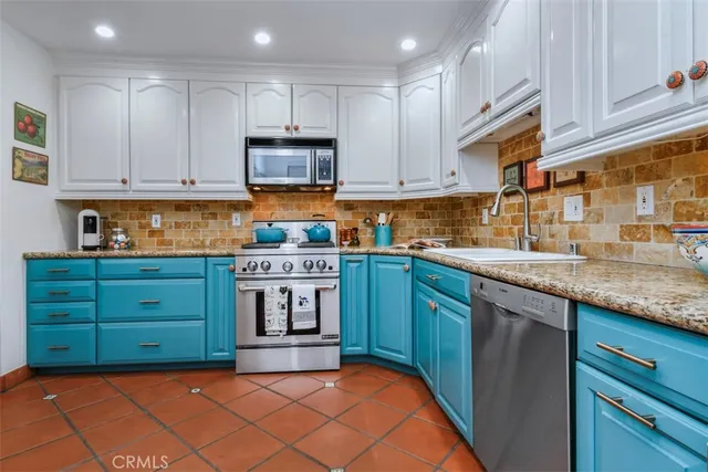 $735,000 | 14529 Weddington Street, Unit 103, Sherman Oaks, CA 91411