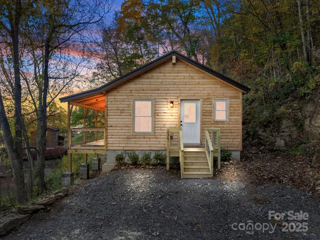 $349,000 | 138 Tanner Trail, Waynesville, NC 28785