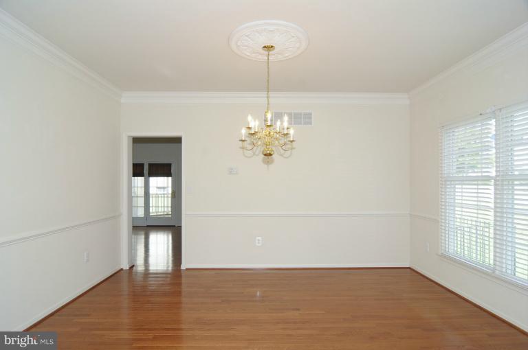 6821 Creekside Road Clarksville, MD 21029 - Photo 13 of 27 Dining Room