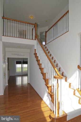 6821 Creekside Road Clarksville, MD 21029 - Photo 21 of 27 Foyer