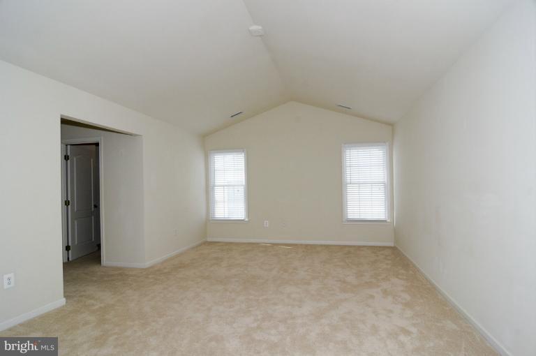 6821 Creekside Road Clarksville, MD 21029 - Photo 10 of 27 Bedroom (Master)