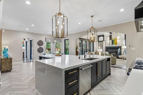 $1,899,900 | 6813 David Lane, Colleyville, TX 76034