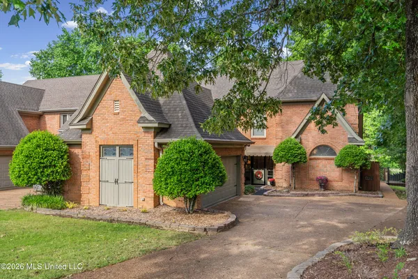 $389,000 | 6675 Masters Drive, Olive Branch, MS 38654
