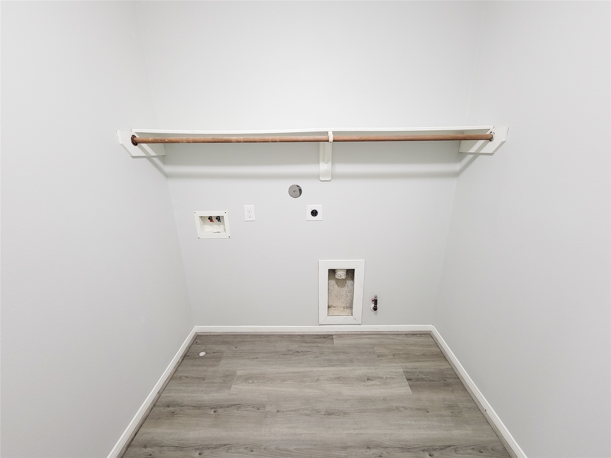 3602 Zephyr Glen Way Houston, TX 77084 - Photo 40 of 42 a view of a room with closet