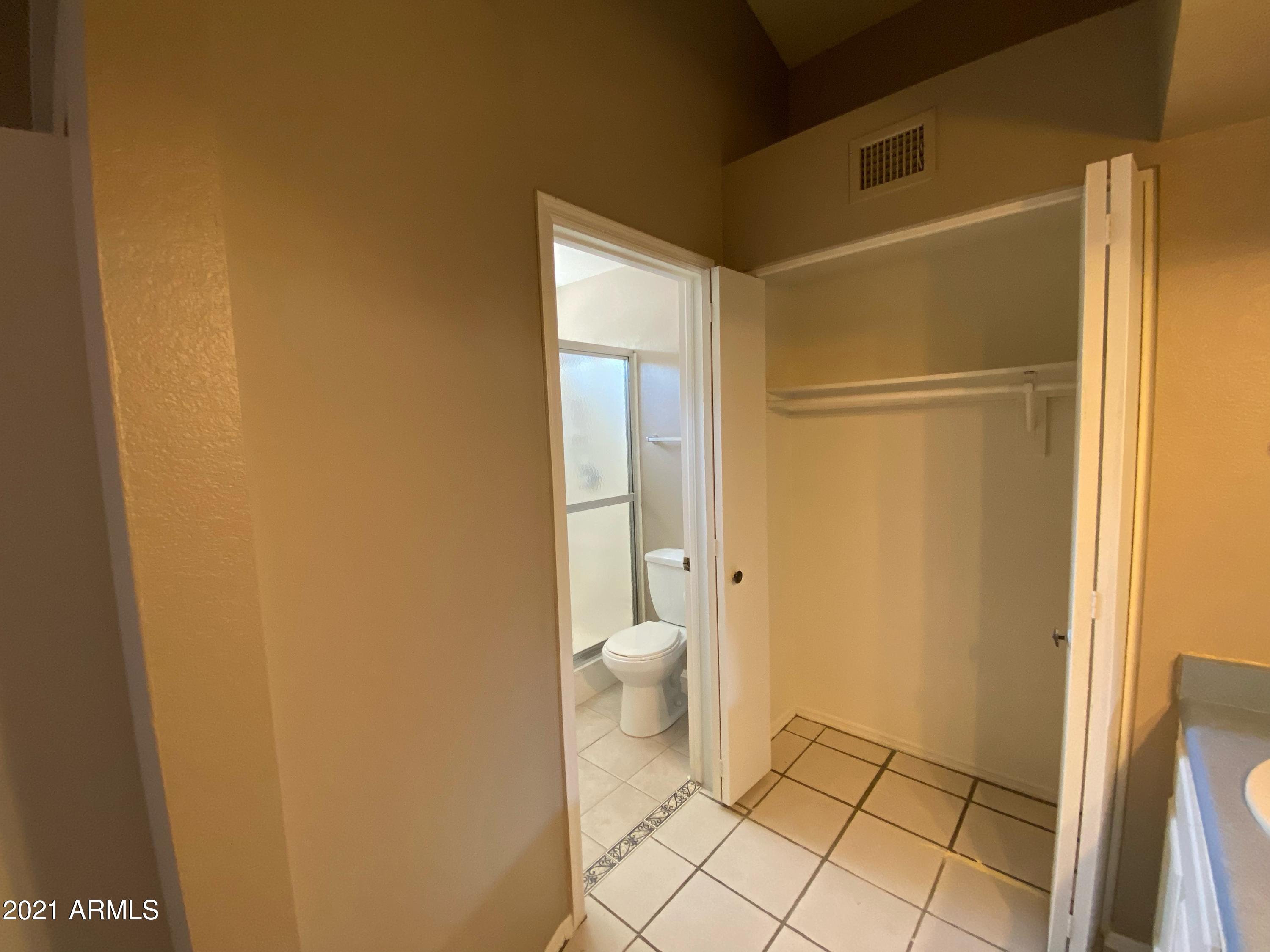 1017 East Utopia Road Phoenix, AZ 85024 - Photo 15 of 31 Utopia pic 8