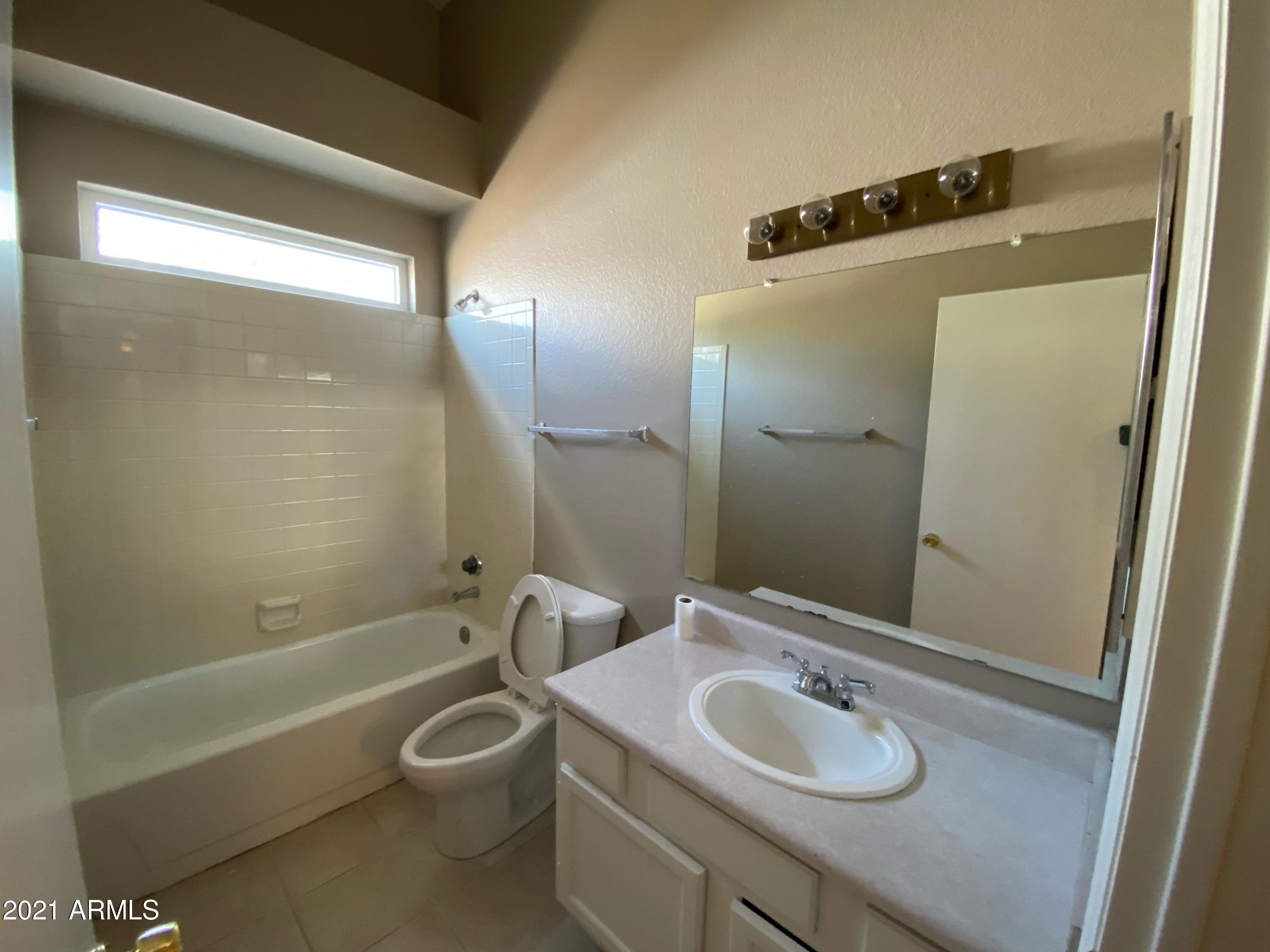 1017 East Utopia Road Phoenix, AZ 85024 - Photo 18 of 31 Utopia pic 19