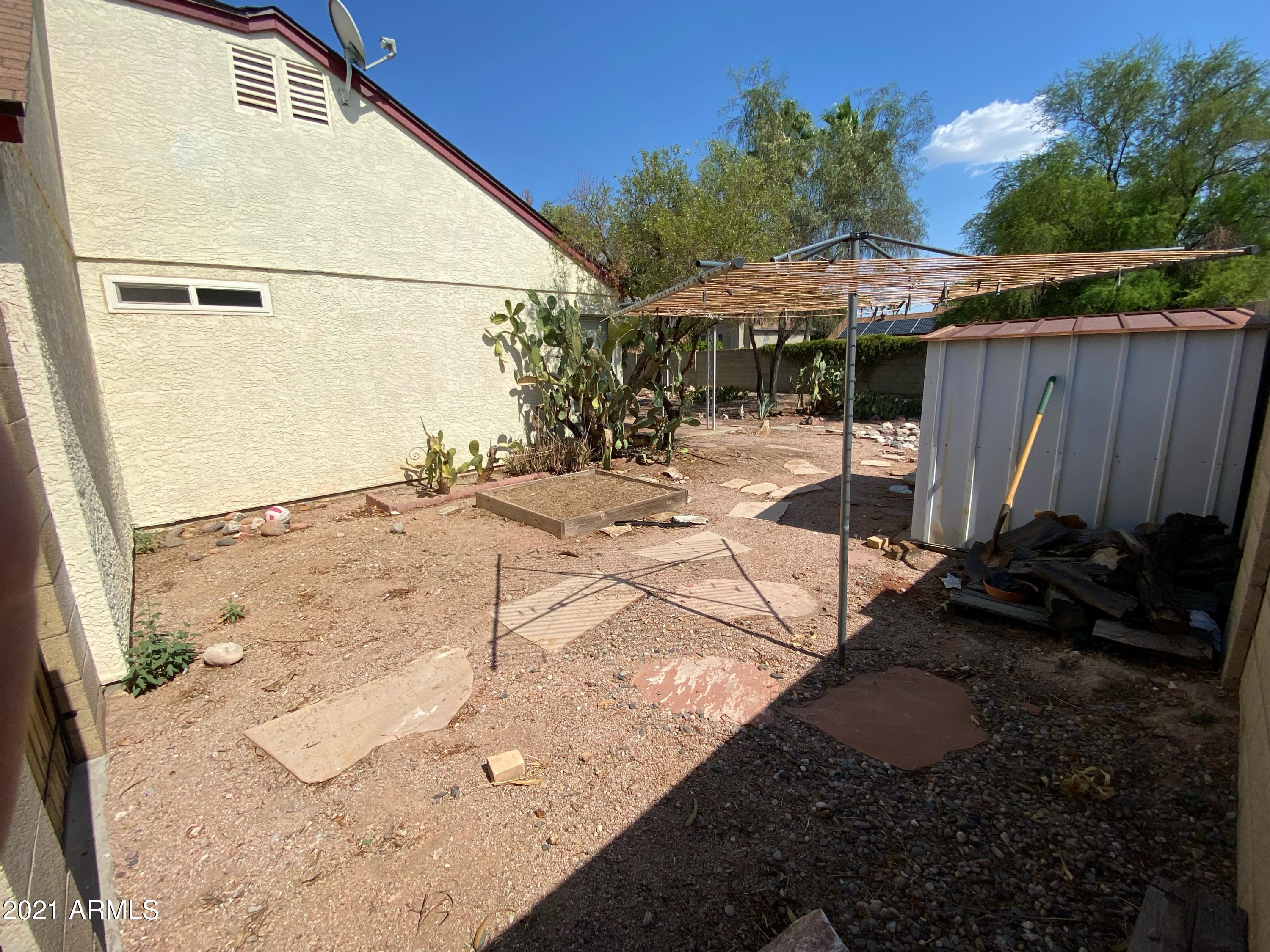 1017 East Utopia Road Phoenix, AZ 85024 - Photo 28 of 31 Utopia pic 26