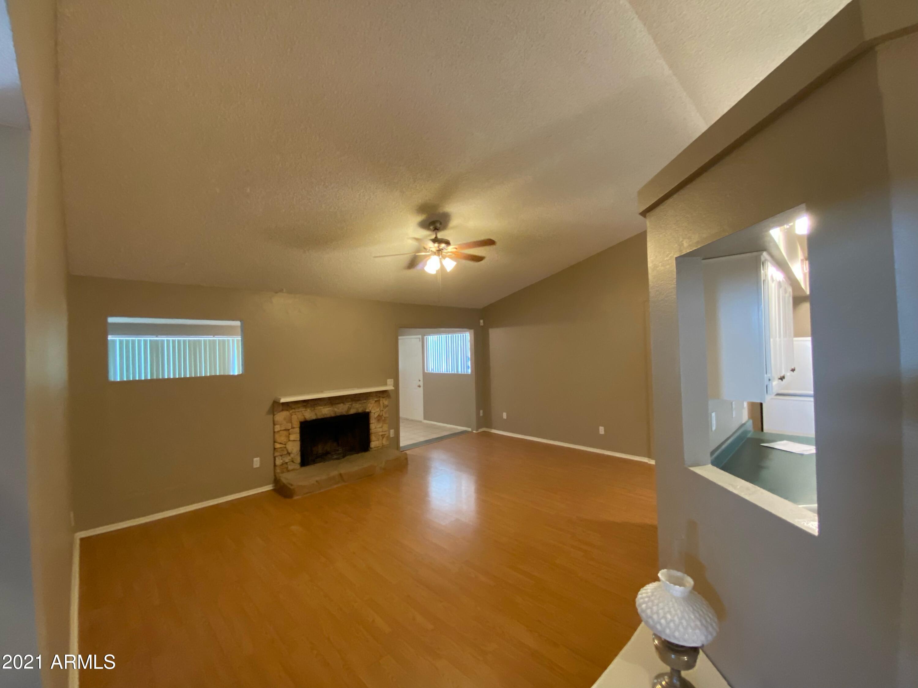 1017 East Utopia Road Phoenix, AZ 85024 - Photo 8 of 31 Utopia pic 13