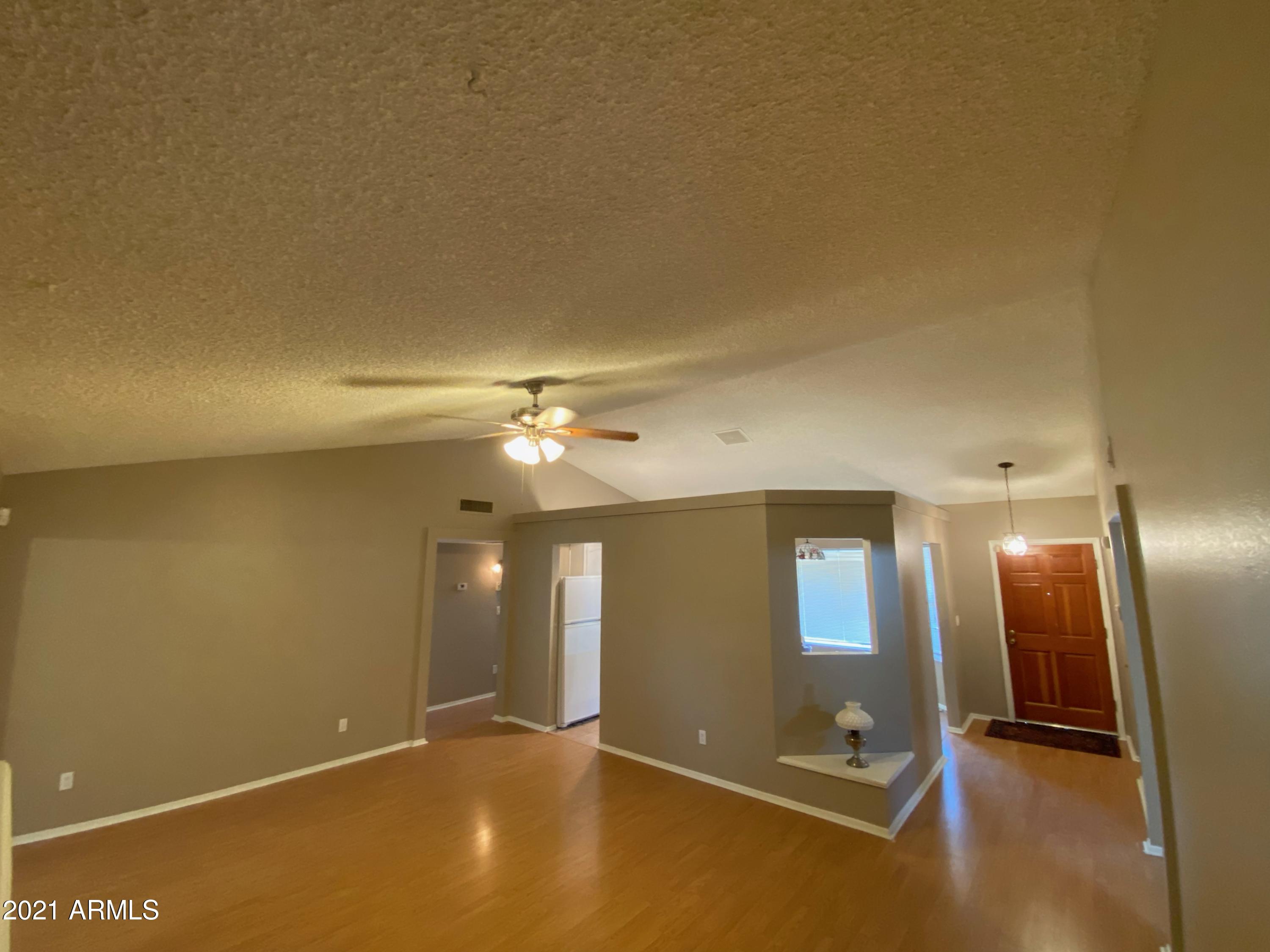 1017 East Utopia Road Phoenix, AZ 85024 - Photo 9 of 31 Utopia pic 15