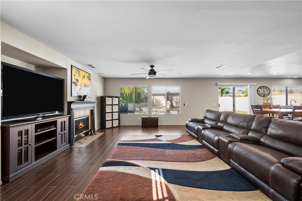 32810 The Old Road Castaic, CA 91384 - Photo 11 of 45 a living room with furniture and a flat screen tv