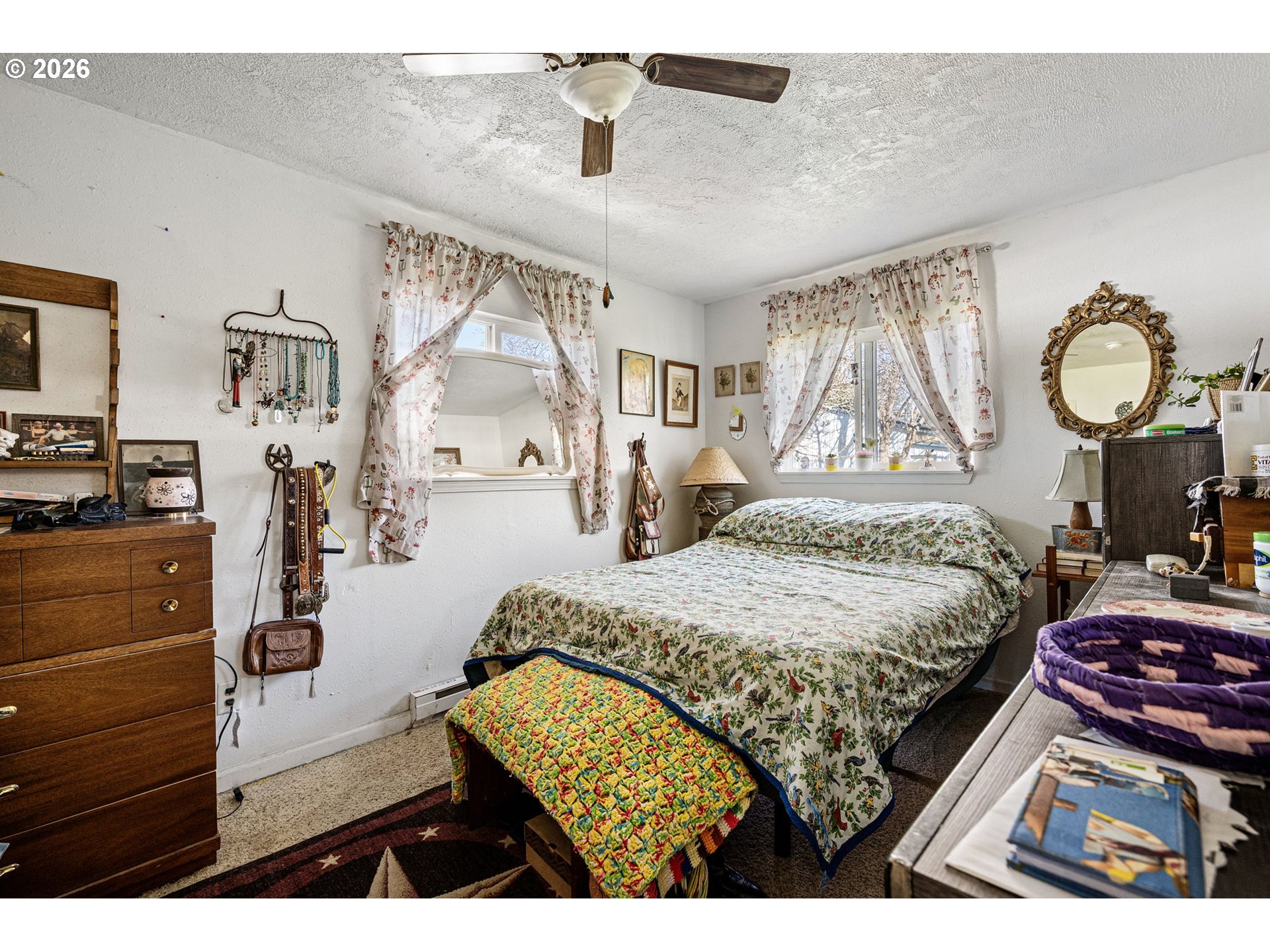 76317 Klohn Road Oakridge, OR 97463 - Photo 16 of 28 Bedroom