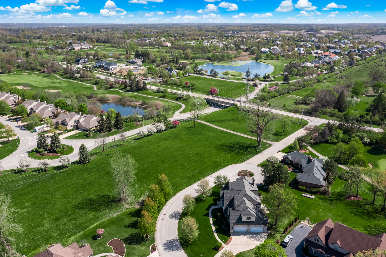54 Sawgrass Drive Lemont, IL 60439 - Photo 40 of 41 an aerial view of residential houses with outdoor space and river