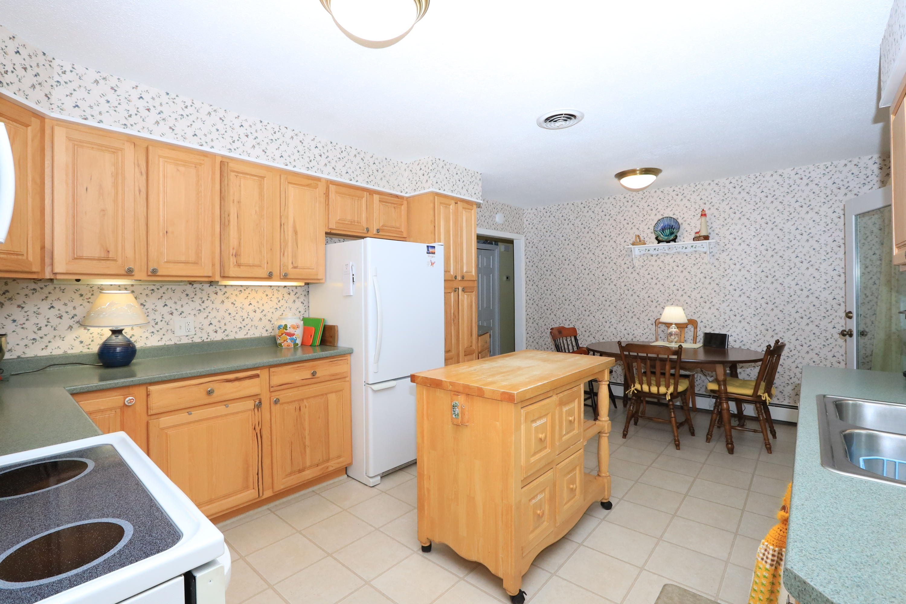 53 Alan A Dale Road Brewer, ME 04412 - Photo 7 of 38 07