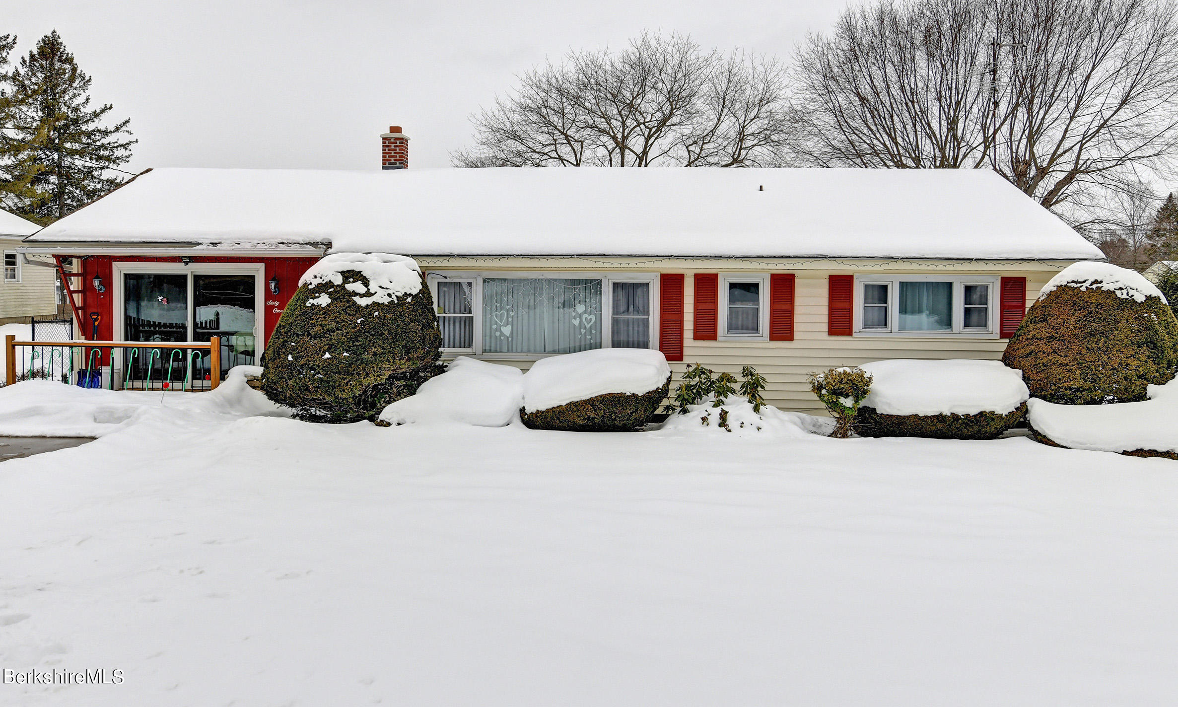 61 Eleanor Road Dalton, MA 01226 - Photo 1 of 29 One level living
