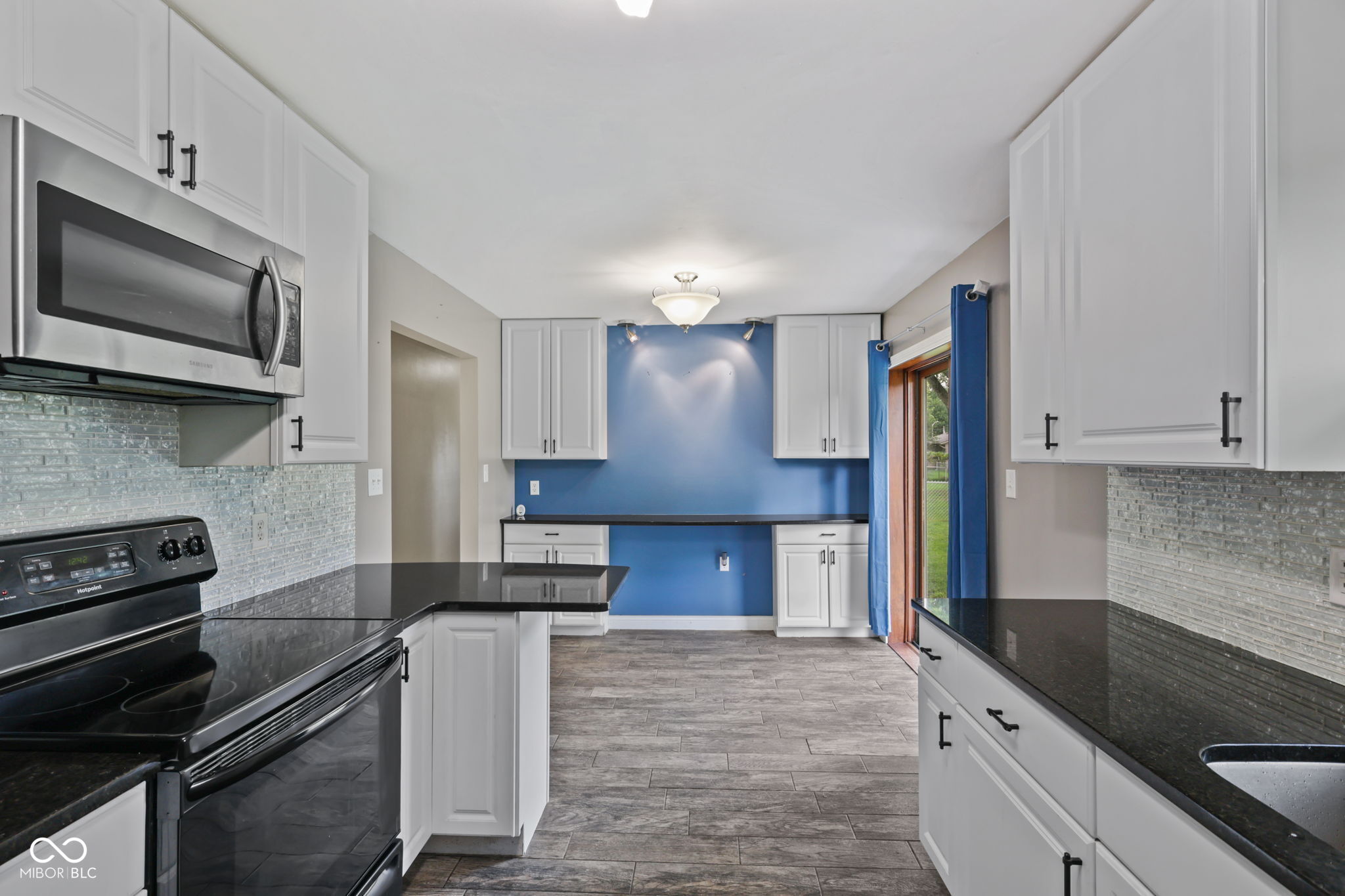 714 Howard Road Greenwood, IN 46142 - Photo 11 of 26 Gallery Image 11